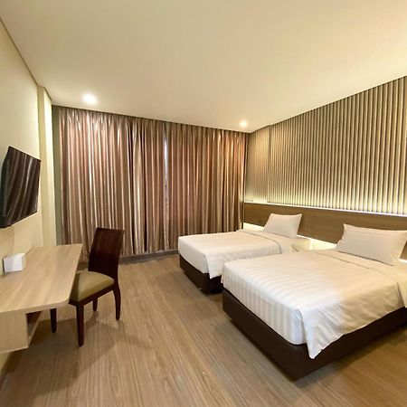 Grand Pasundan Convention Hotel Bandung Luaran gambar