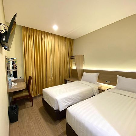 Grand Pasundan Convention Hotel Bandung Luaran gambar