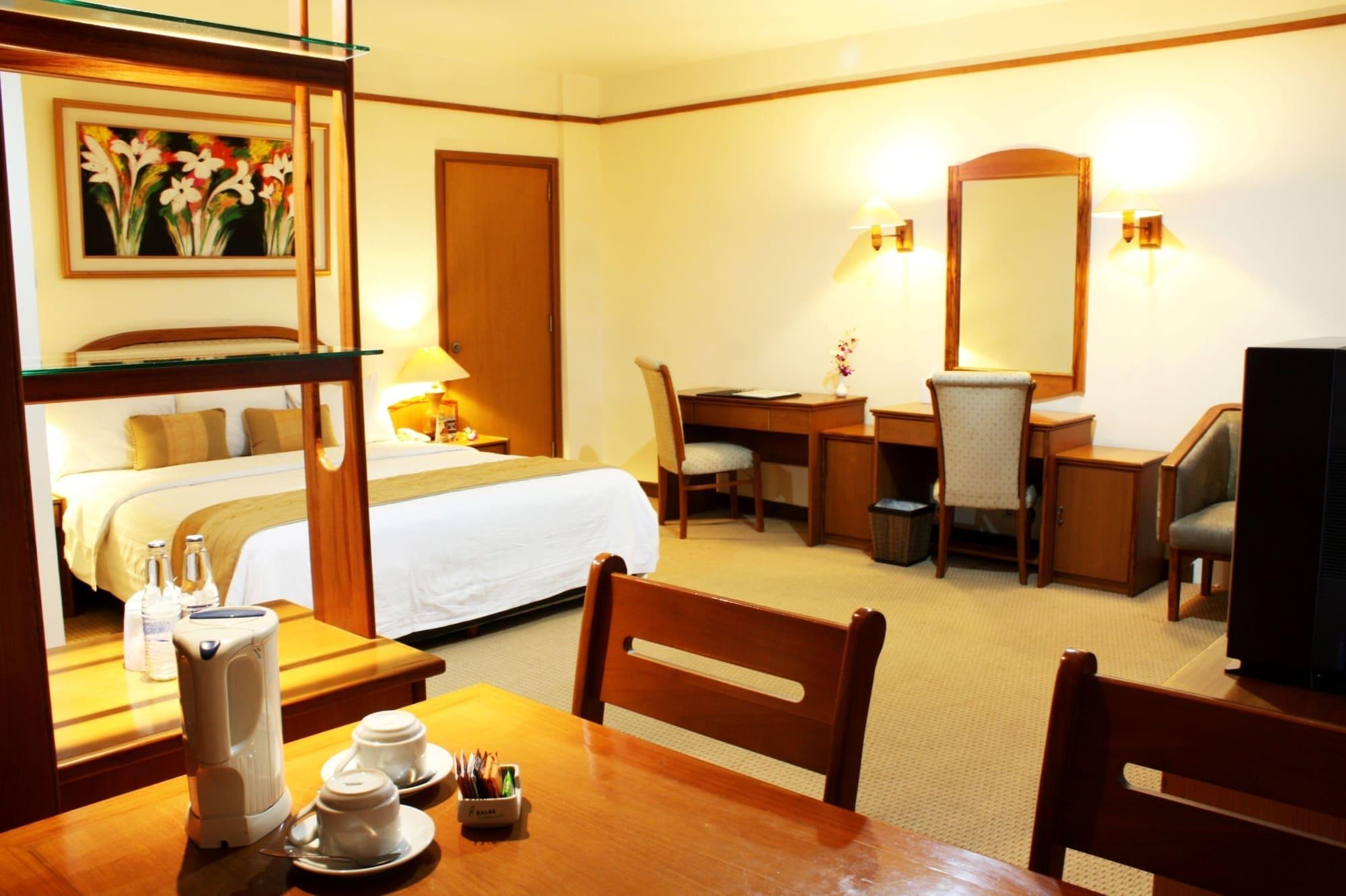 Grand Pasundan Convention Hotel Bandung Luaran gambar