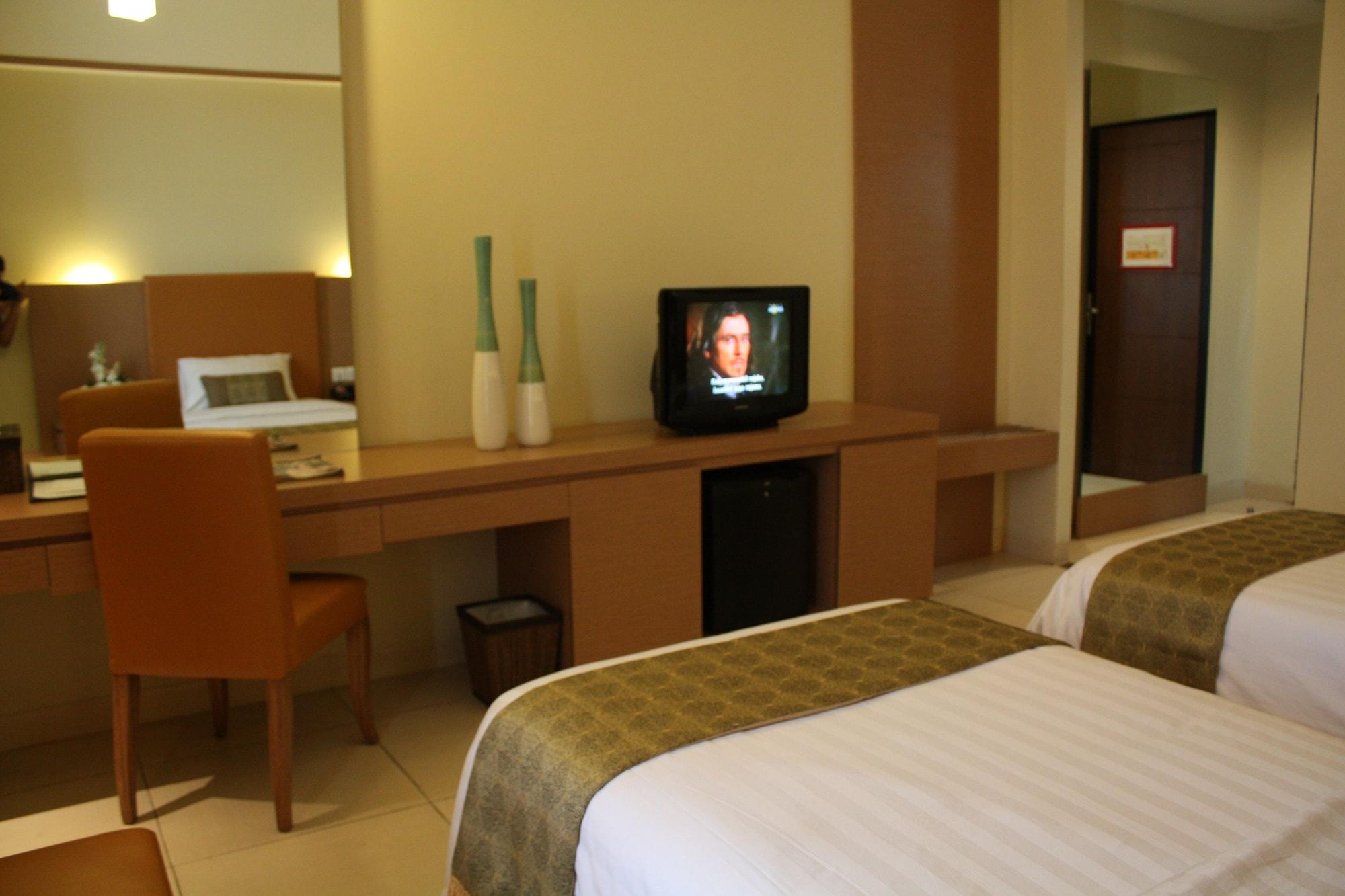Grand Pasundan Convention Hotel Bandung Luaran gambar