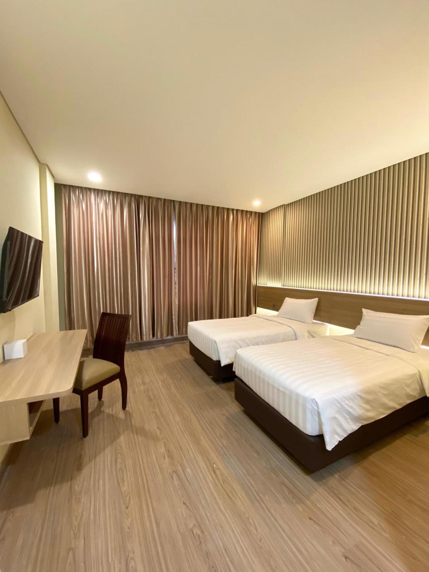 Grand Pasundan Convention Hotel Bandung Luaran gambar