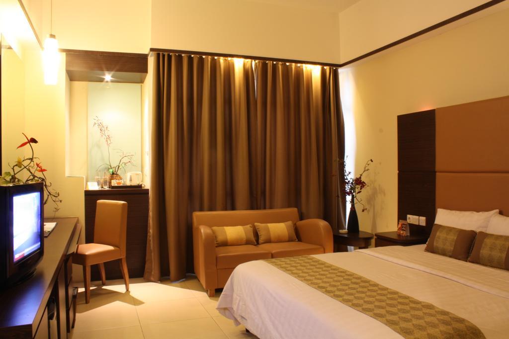 Grand Pasundan Convention Hotel Bandung Luaran gambar