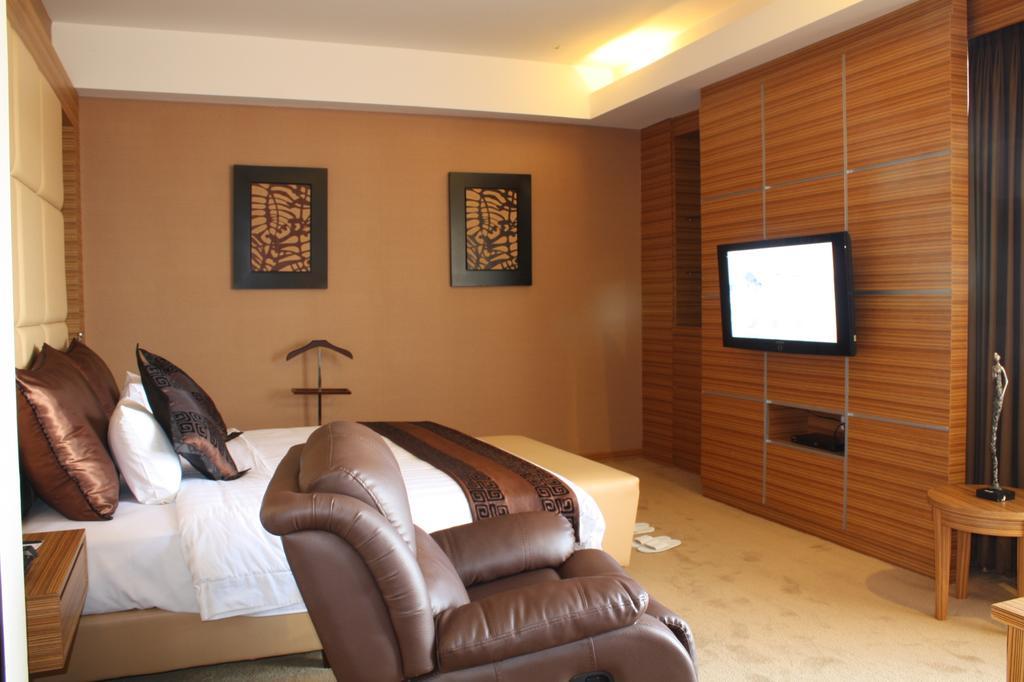 Grand Pasundan Convention Hotel Bandung Luaran gambar