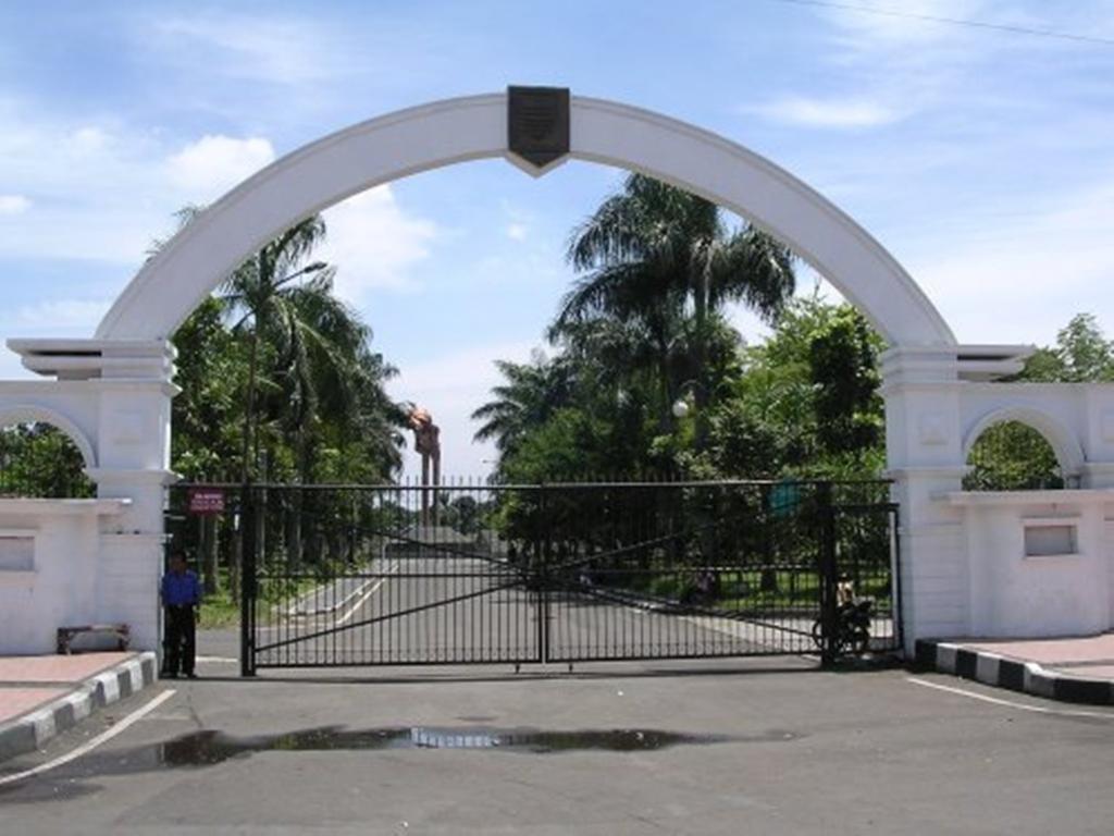 Grand Pasundan Convention Hotel Bandung Luaran gambar