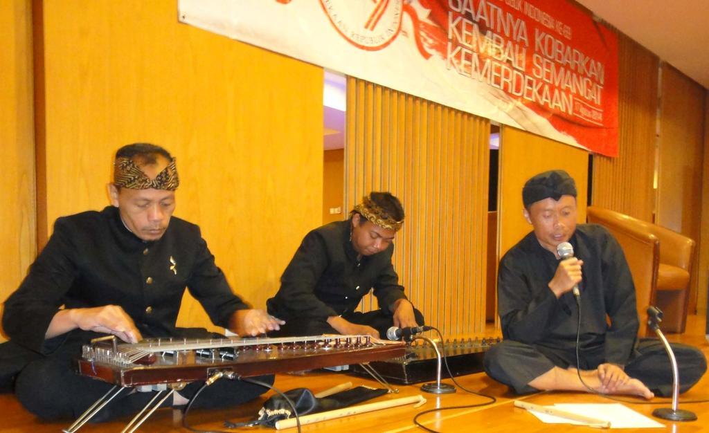 Grand Pasundan Convention Hotel Bandung Luaran gambar