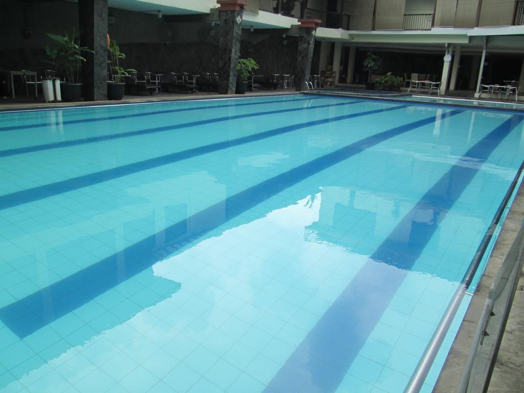 Grand Pasundan Convention Hotel Bandung Luaran gambar