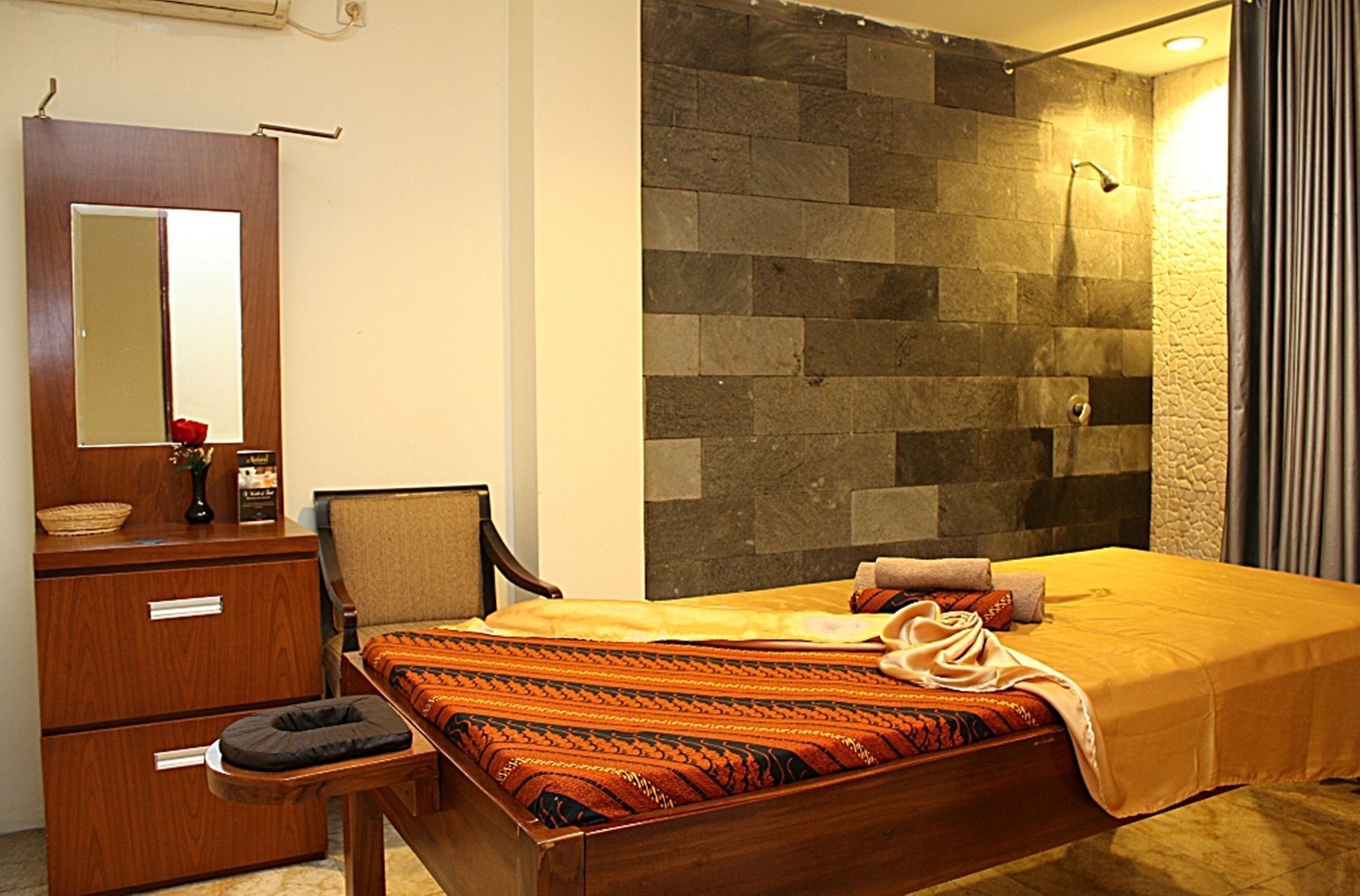 Grand Pasundan Convention Hotel Bandung Luaran gambar