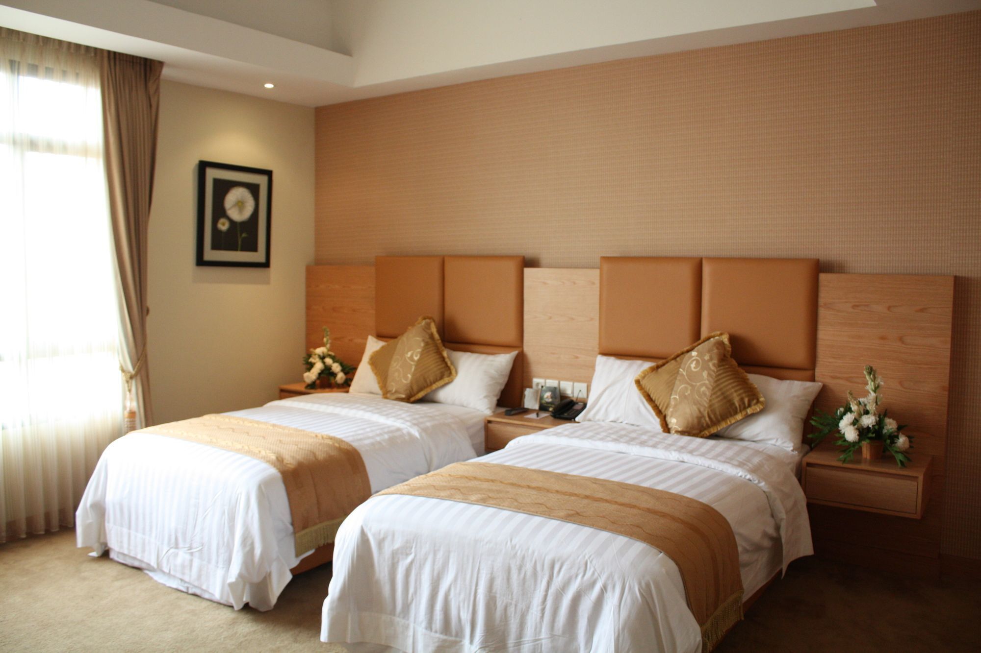 Grand Pasundan Convention Hotel Bandung Luaran gambar