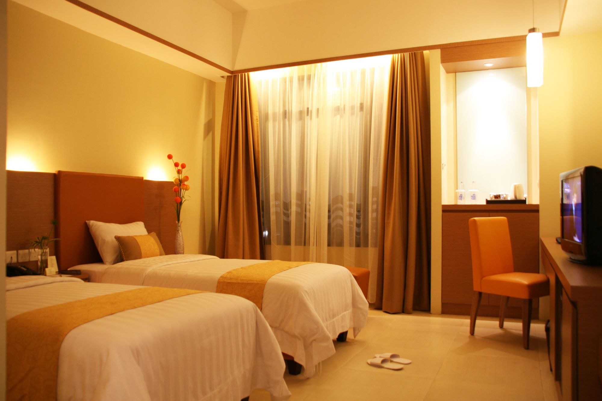 Grand Pasundan Convention Hotel Bandung Luaran gambar